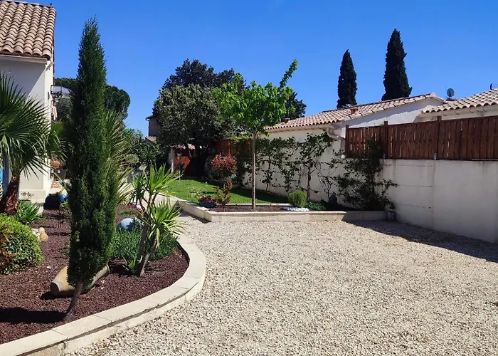Chez Brigitte Chambre d hôtes avec cour privative,piscine,